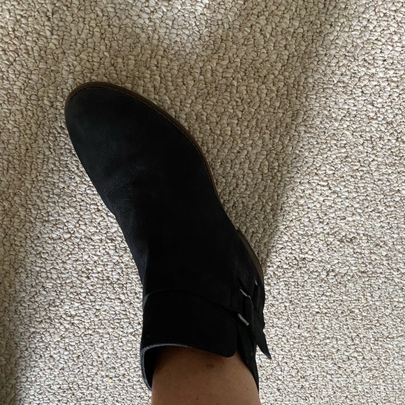 Franco Sarto black suede ankle boots. - Picture 7 of 10